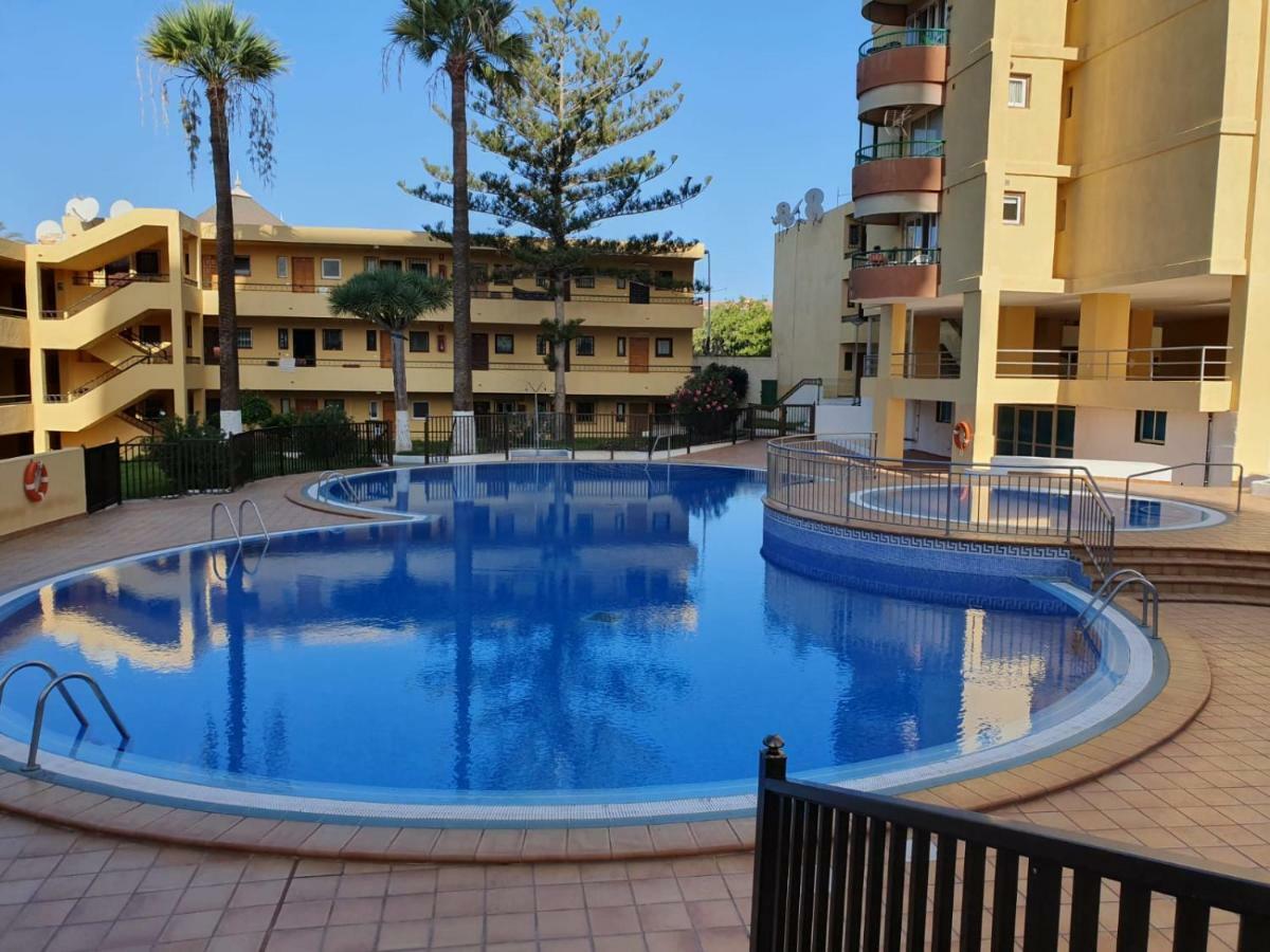 Apartamento Torres Del Sol Arona  Bagian luar foto